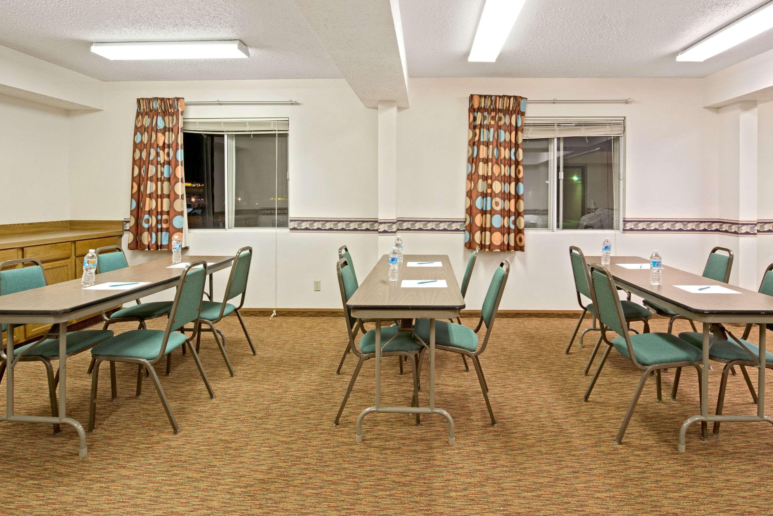Super 8 By Wyndham Plano/Dallas Area מראה חיצוני תמונה