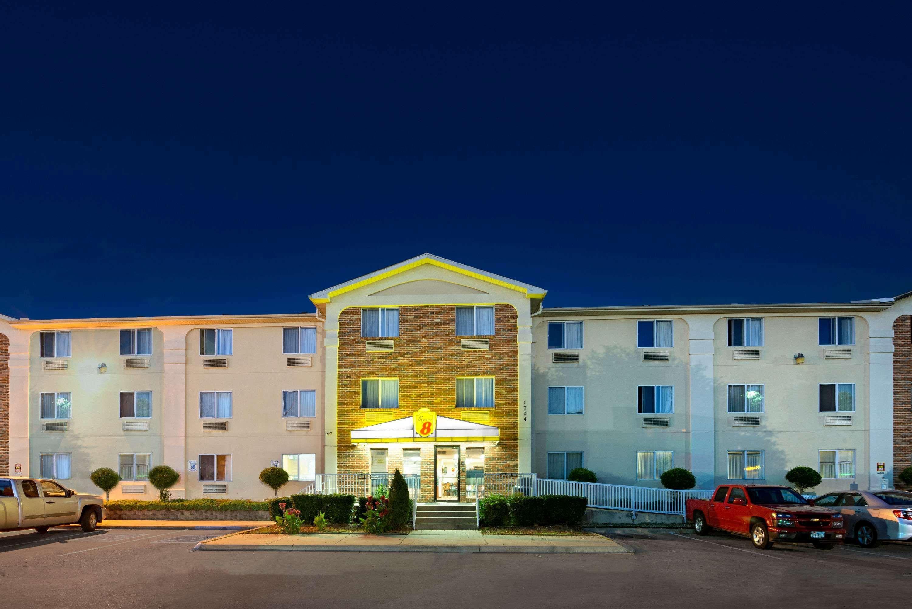 Super 8 By Wyndham Plano/Dallas Area מראה חיצוני תמונה