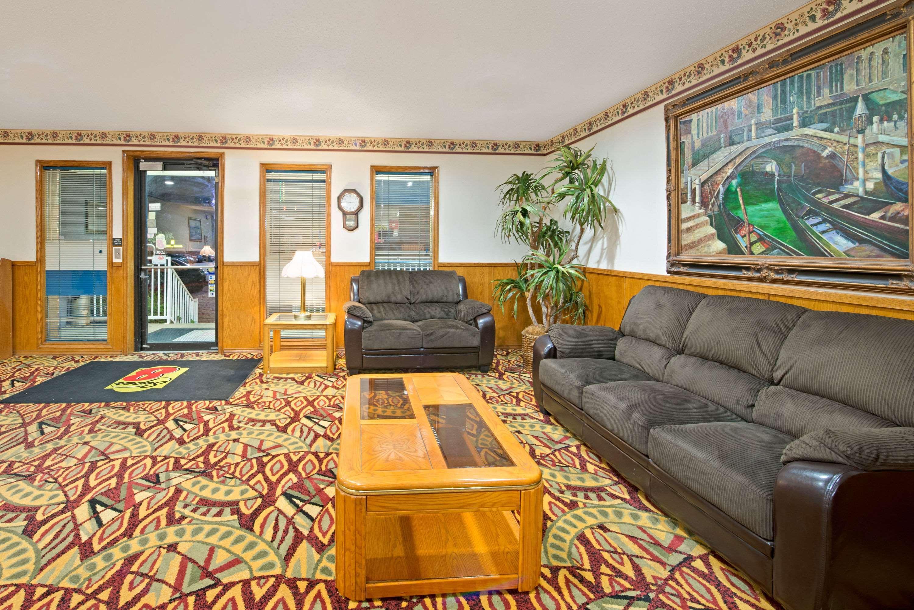Super 8 By Wyndham Plano/Dallas Area מראה חיצוני תמונה