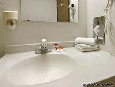 Super 8 By Wyndham Plano/Dallas Area מראה חיצוני תמונה